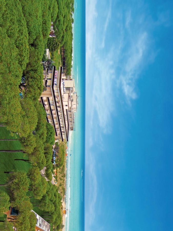 Hotel Bertha Fronte Mare Lido di Jesolo Eksteriør billede