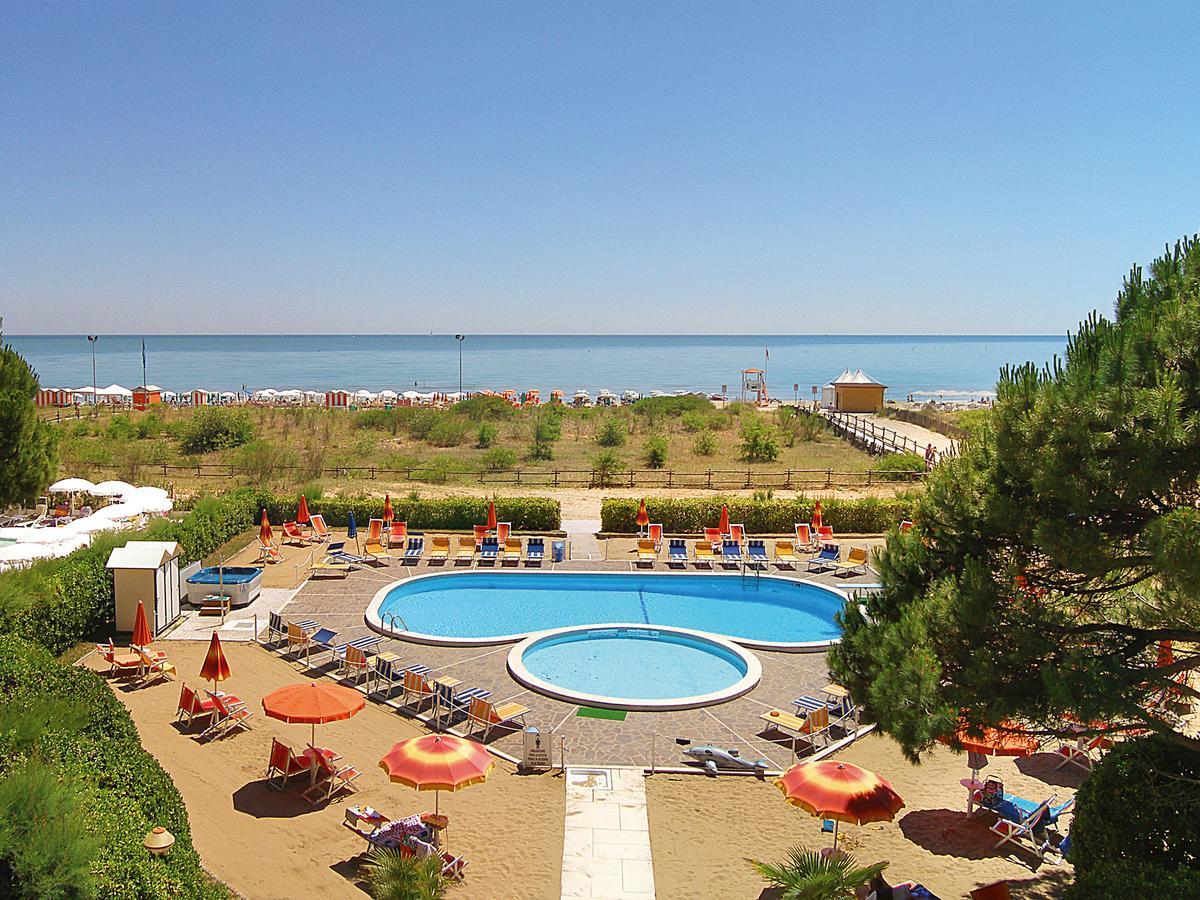 Hotel Bertha Fronte Mare Lido di Jesolo Eksteriør billede