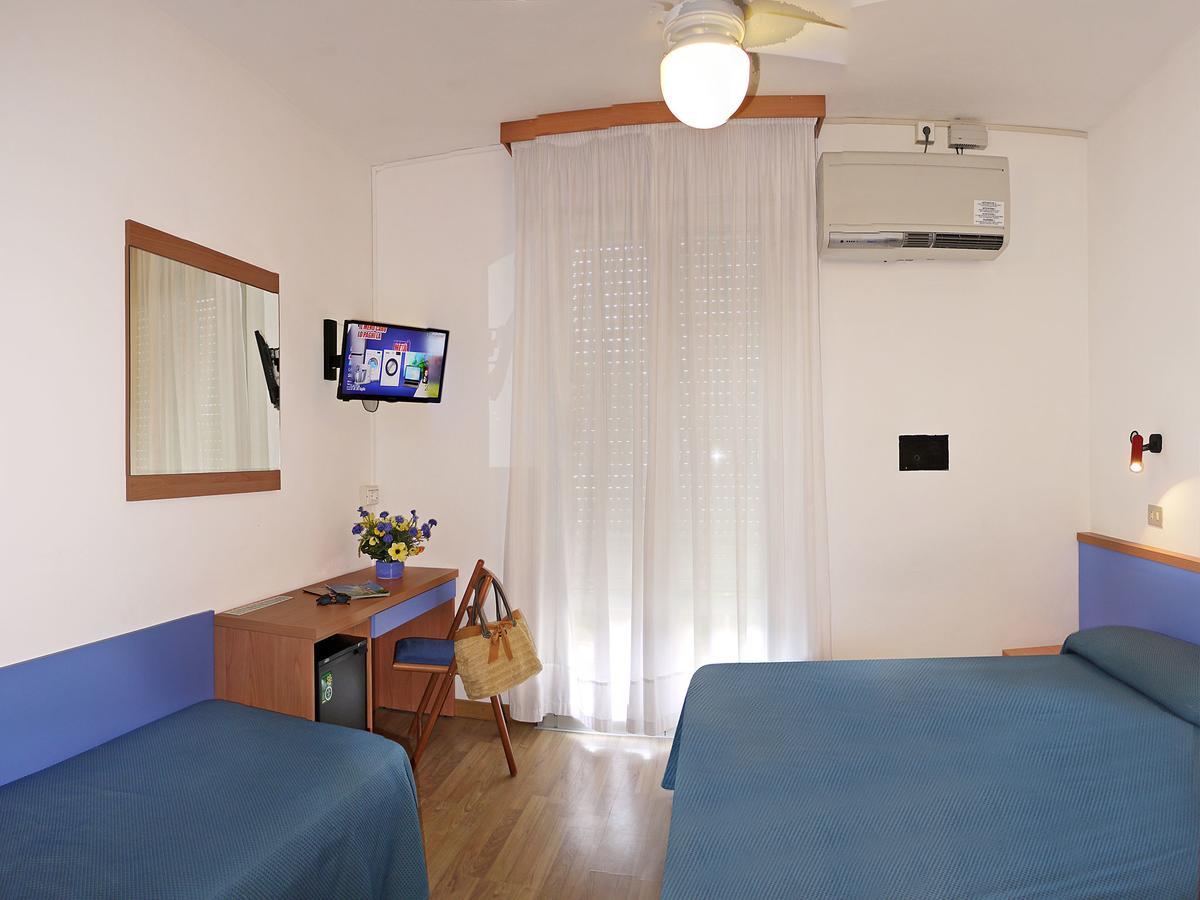 Hotel Bertha Fronte Mare Lido di Jesolo Eksteriør billede